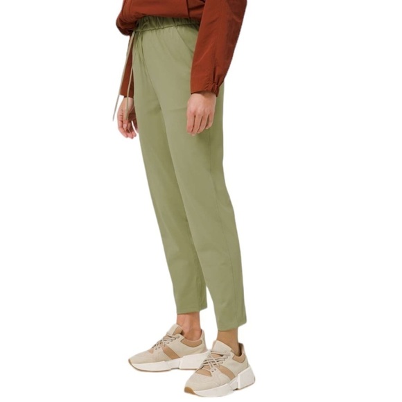 Lululemon Keep Moving Pant 7/8 High-Rise Rosemary Green Size 6 W5DFGS - Picture 1 of 11